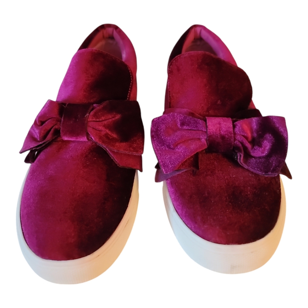 JustFab Whitley 7.5 womens burgandy velvet slides rubber soles